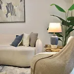 High-Rise 2Br 57Th Floor Close To Downtown By Vibel