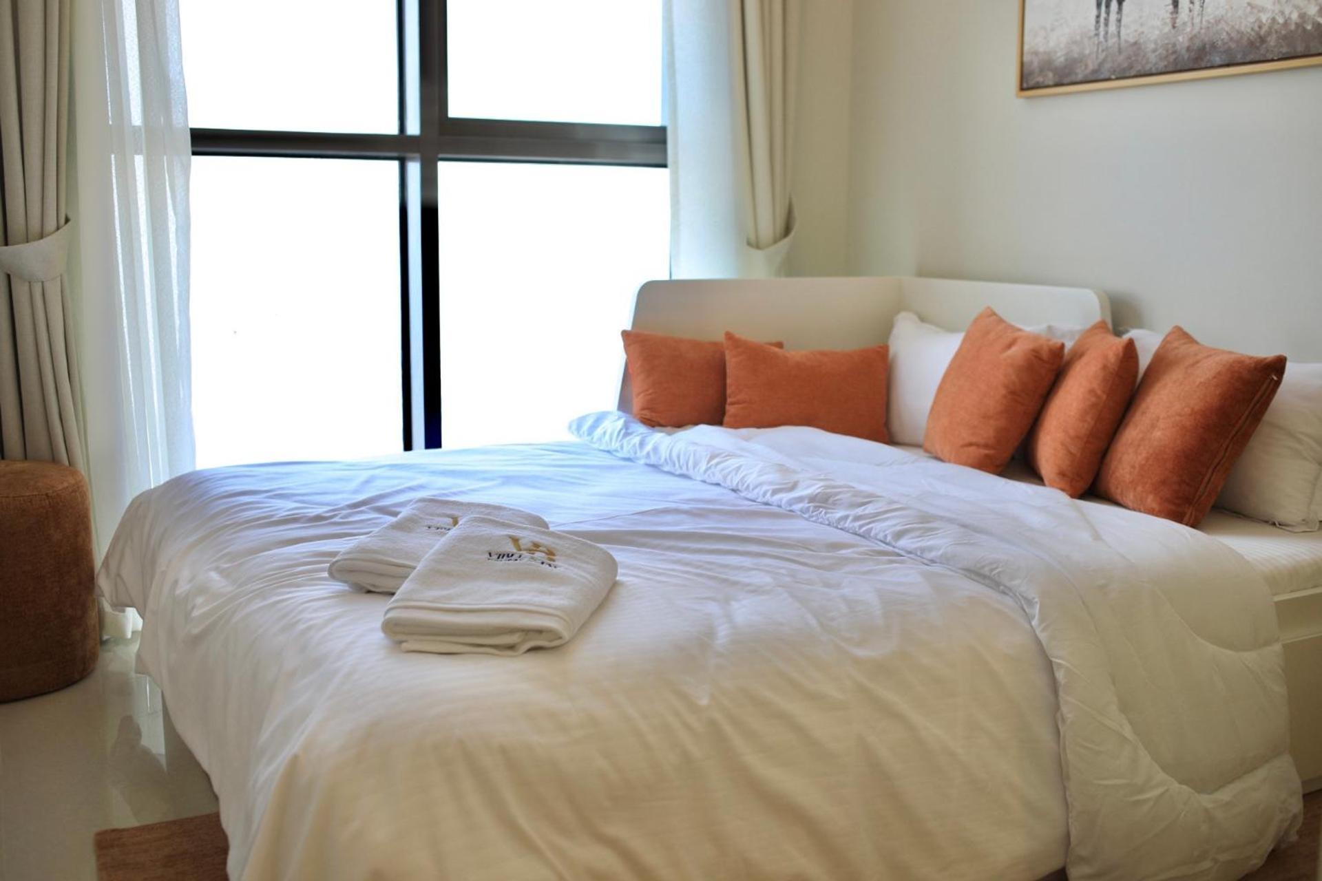 Apartment High-rise 2br 57th Floor Close To Downtown By Vibel
