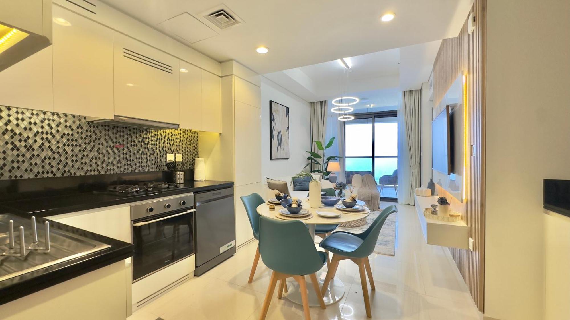 High-rise 2br 57th Floor Close To Downtown By Vibel *